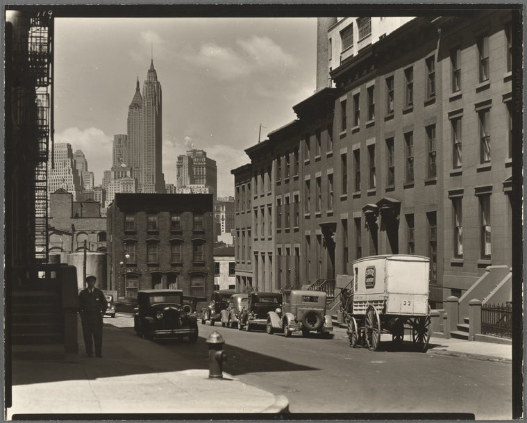 Willow and Poplar Street, Looking East, sic, view is actually looking toward Manhattan