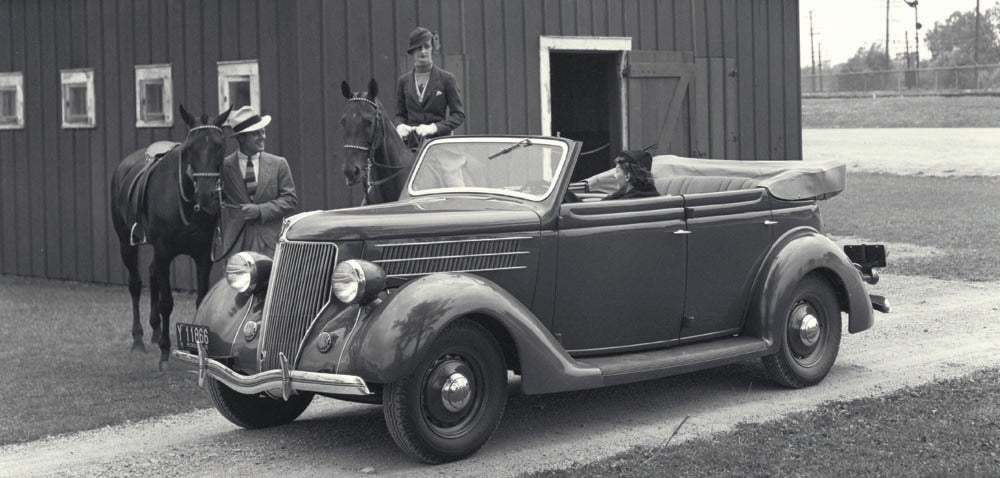 1936 Ford Convertible Sedan 0401-0817