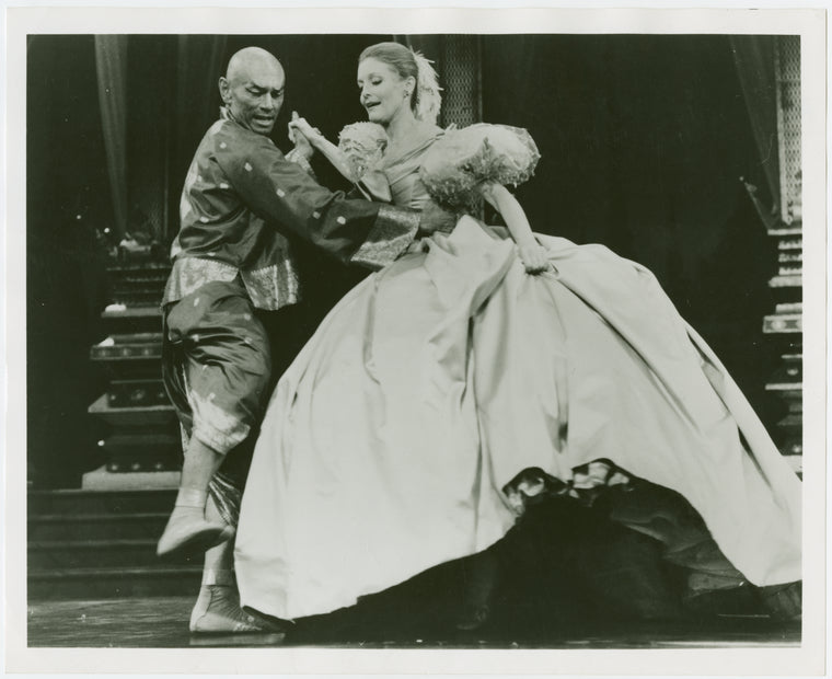 Yul Brynner (The King) and Constance Towers (Anna Leonowens) in the 1977 revival of The King and I