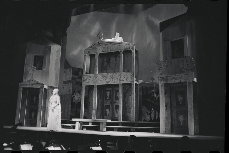 Karen Black and Patrick Fox in the 1962 stage production A Funny Thing Happened on the Way to the Forum