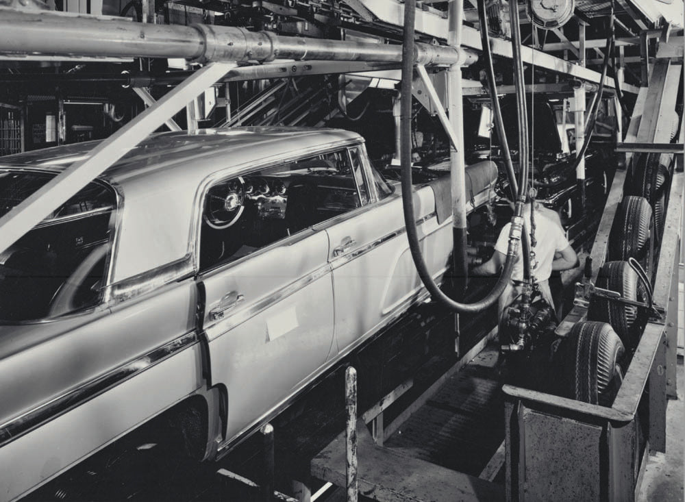 1960 Lincoln final line  0401-0395