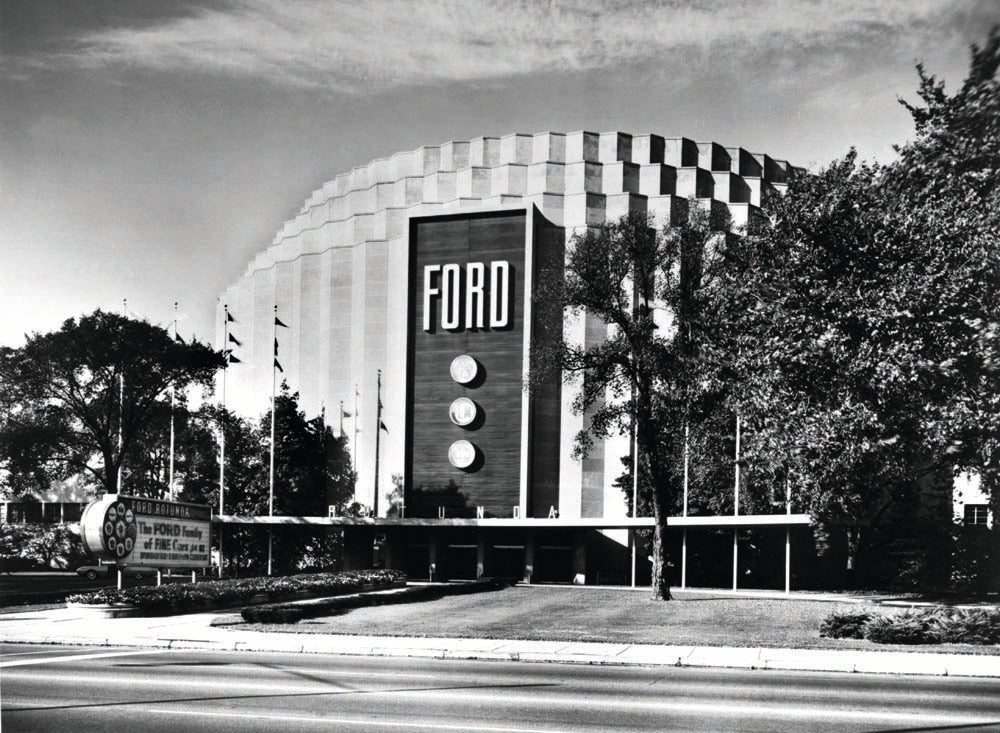 1962 Ford Rotunda  0401-0406
