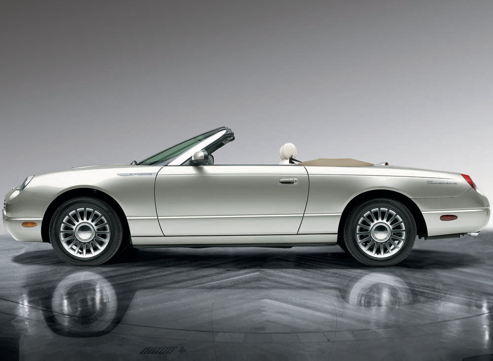 2005 Ford Thunderbird 50th Anniversary model  0401-0539