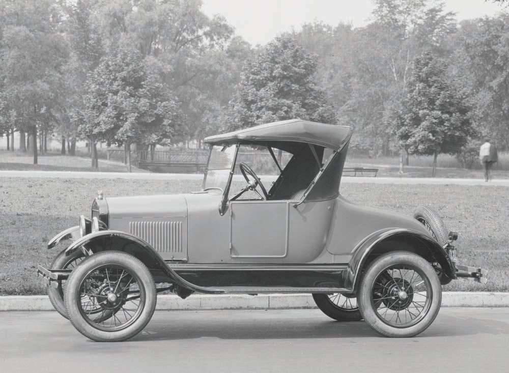 1927 Ford Model T Runabout  0401-0698