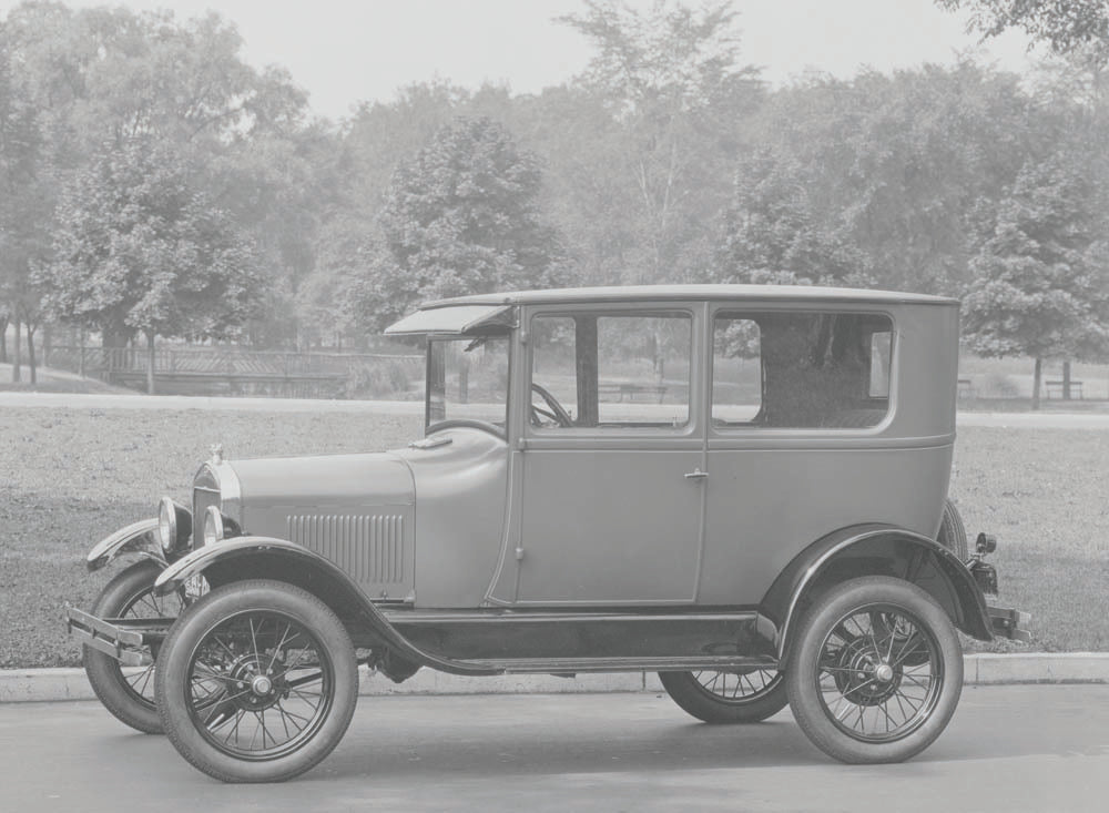 1927 Ford Model T Tudor Sedan  0401-0700