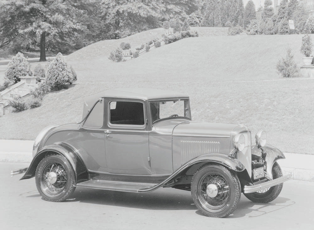 1932 Ford Sports Coupe  0401-0767