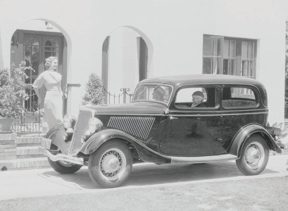 1934 Ford Tudor Sedan  0401-0795