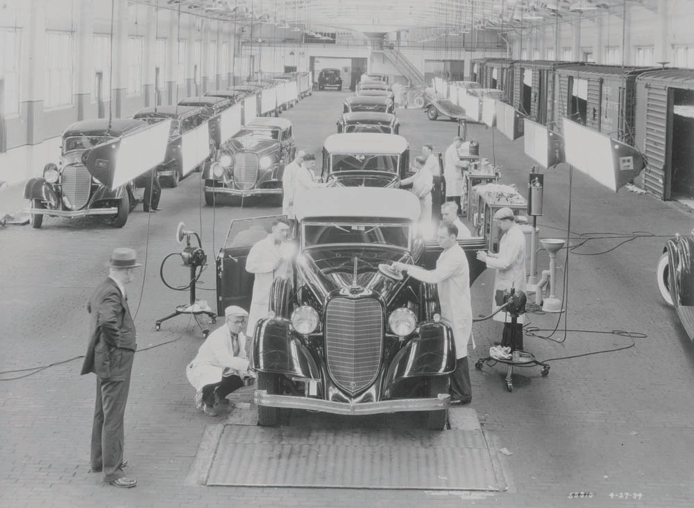 1934 Lincoln final assembly area  0401-0798