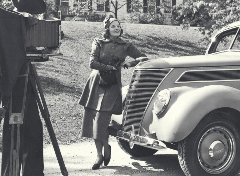 1937 Ford and model  0401-0839