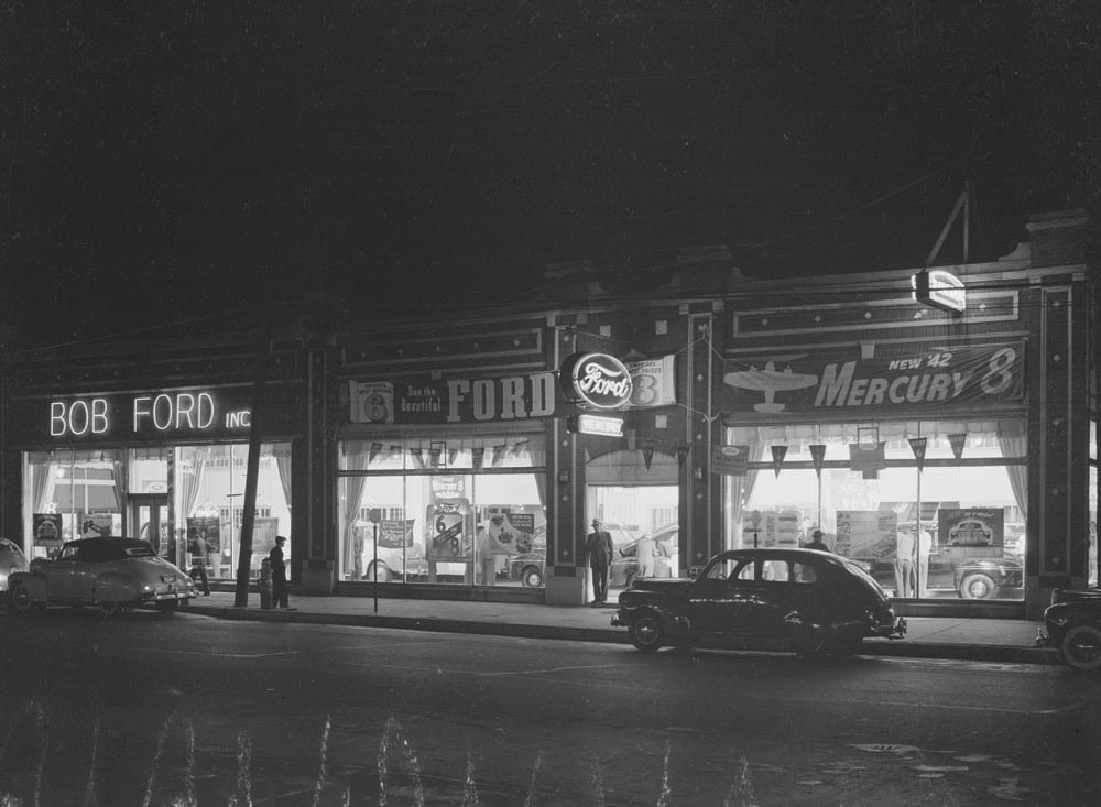 1942 Ford dealership Bob Ford Inc  0401-0918