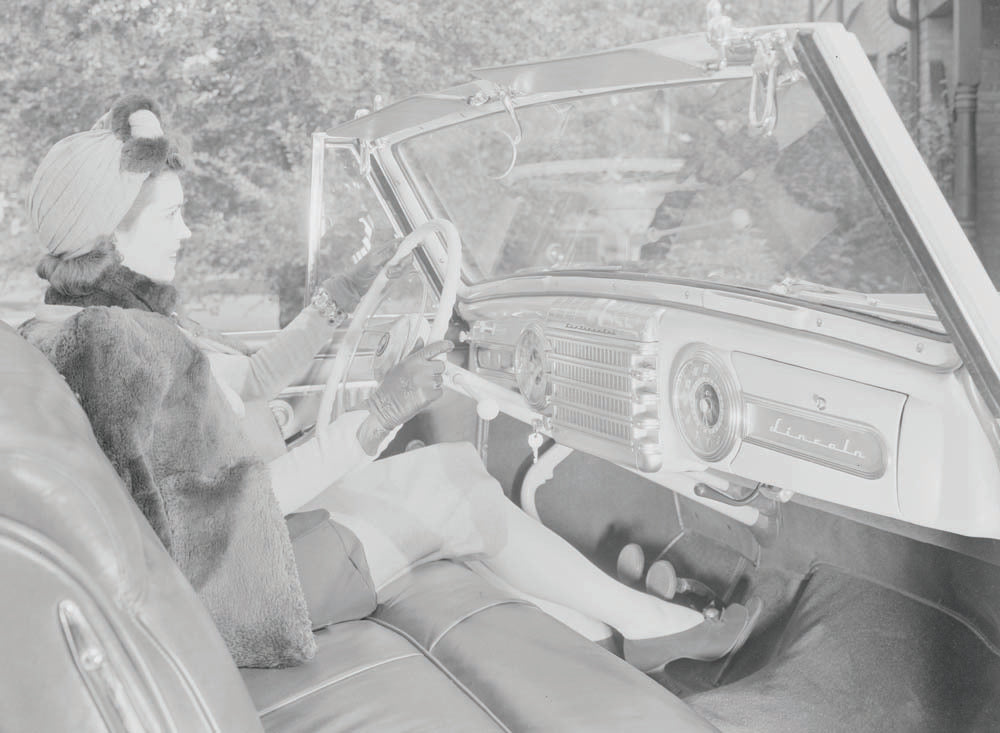 1942 Lincoln Continental Cabriolet interior  0401-0954