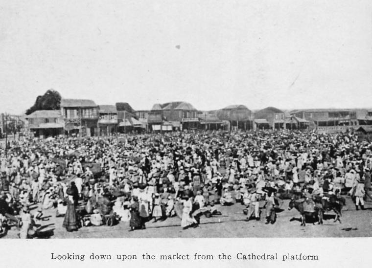 Looking down upon the market from the Cathedral platform.