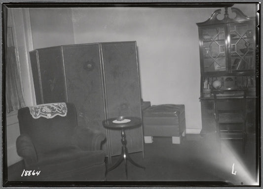 Interior view of parlor, belonging to Gustave Appel: 515 Cathedral Pkwy-Amsterdam-Broadway, Manhattan