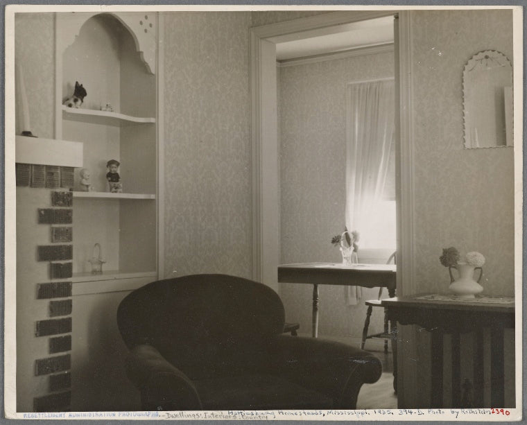 Interior of Hattiesburg homesteads, Mississippi. Aug. 23, 1935