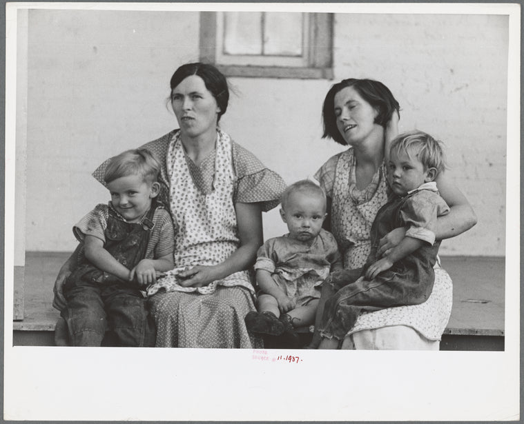 Mrs. Hallett and Mrs. Weber with their children, Tompkins County, New York