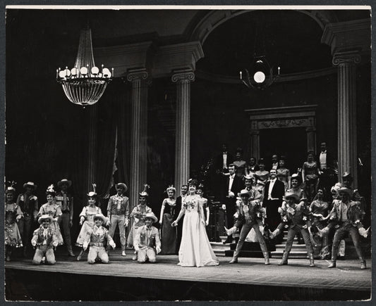 Ethel Merman (center) and company in the stage production Annie Get Your Gun