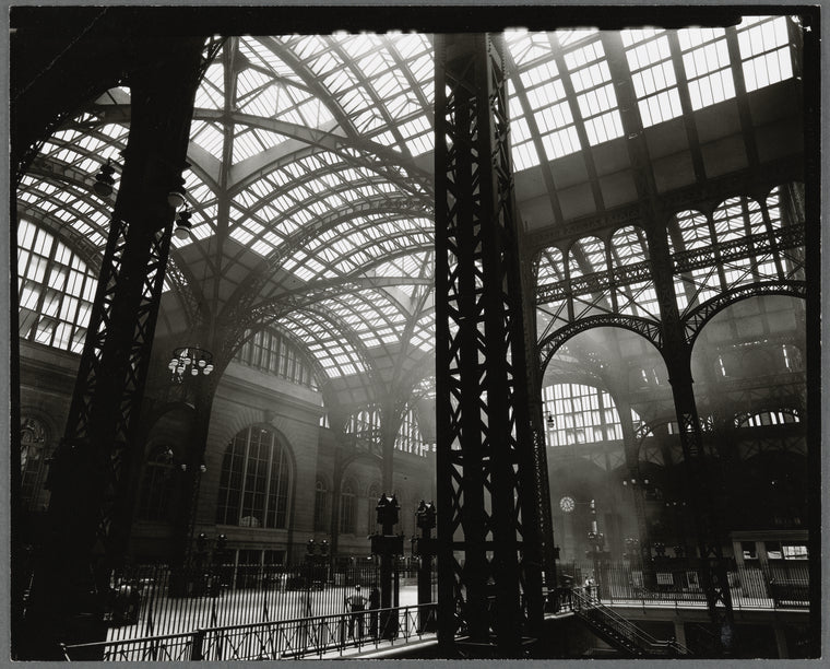 Penn. Station, Interior