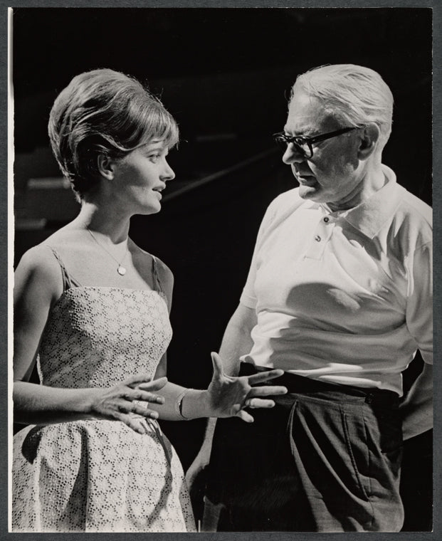 Guest hostess Florence Henderson and unidentified man during the August 11, 1964 episode of the TV variety series The Bell Telephone Hour
