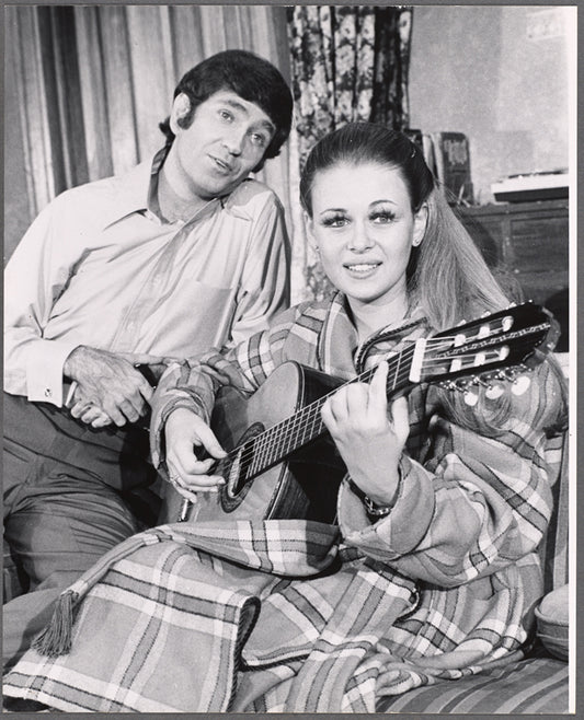 Ted Pugh and Ilene Graff in the touring stage production Promises, Promises