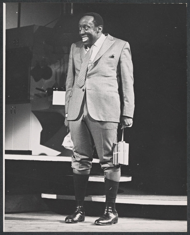 Godfrey Cambridge in the stage production How to Be a Jewish Mother