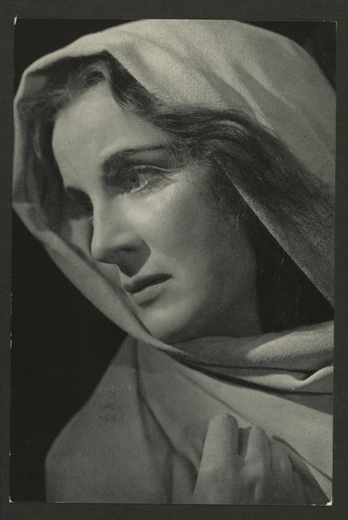 Diana Wynyard
