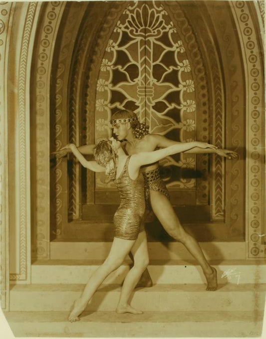 Ruth St. Denis and Ted Shawn in Ishtar of the Seven Gates, in love-death duet.