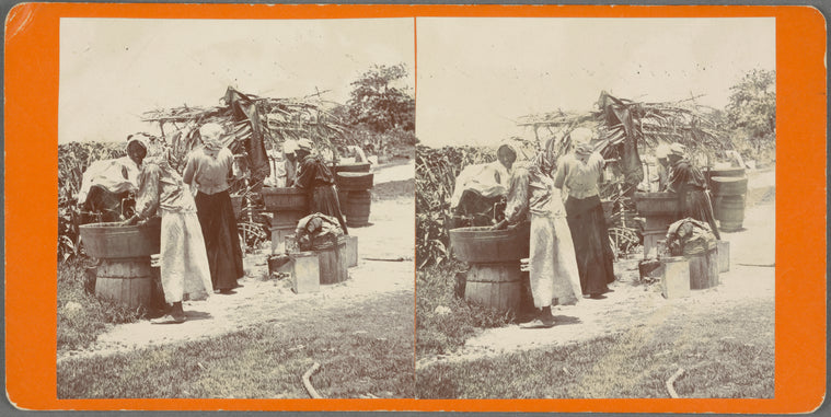 San Juan washwomen washing just outside of the Capitol