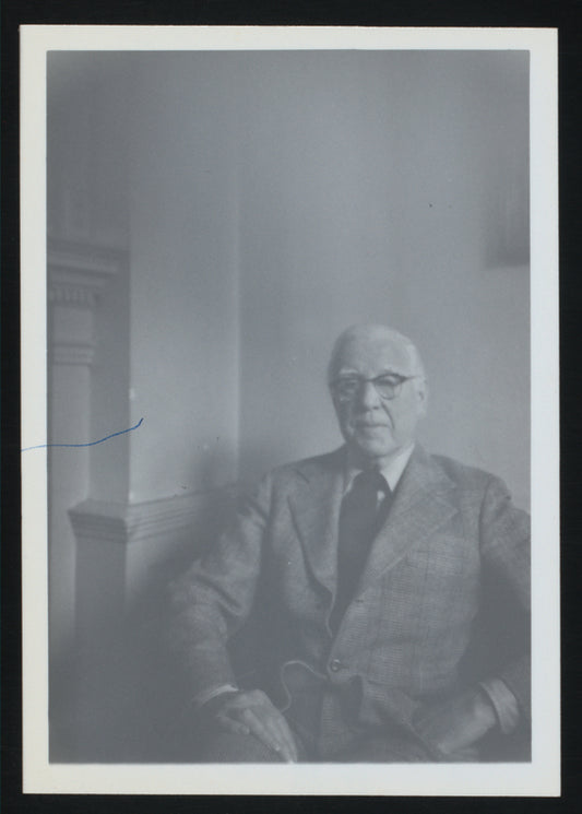 Elliot Norton