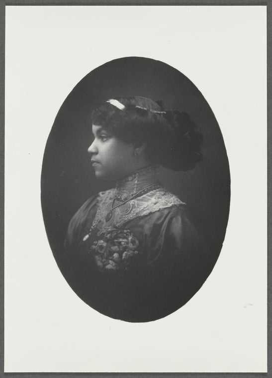 Portrait of Elizabeth Mary (Green) Schomburg inscribed by Dolores Schomburg Thomas