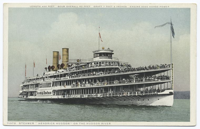 Str. Hendrick Hudson on the Hudson River, New York