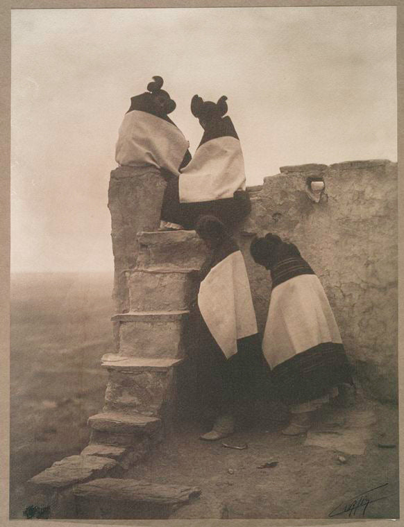 Housetop life, Hopi.