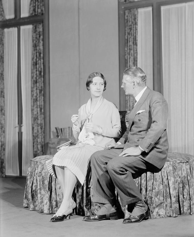 Lynn Fontanne (Eliza Doolittle) and J.W. Austin (Colonel Pickering).