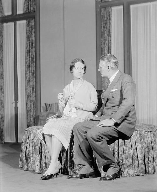 Lynn Fontanne (Eliza Doolittle) and J.W. Austin (Colonel Pickering).