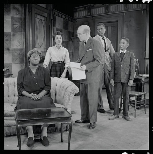 Claudia McNeil, Diana Sands, John Fiedler, Sidney Poitier and Glynn Turman in the stage production A Raisin in the Sun