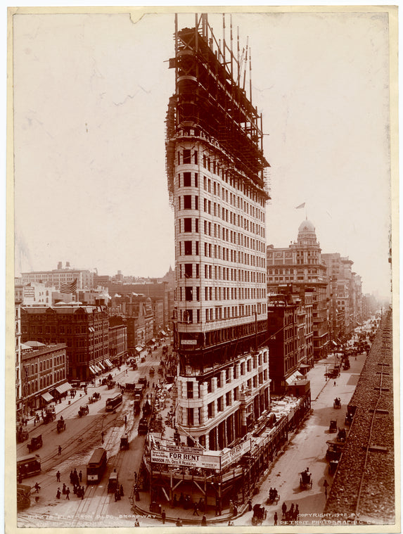"Flat-iron bldg., Broadway and Fifth Avenue, New York