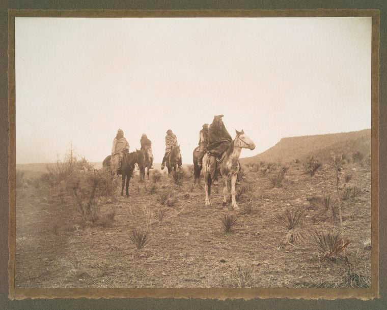 Desert rovers (Apache).