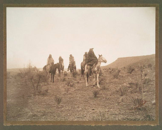 Desert rovers (Apache).