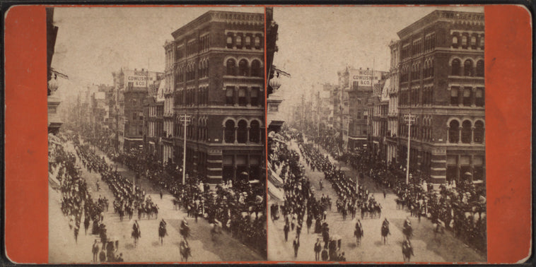 ew York, Brdwy. Decoration Day Parade. The big building is Brooks Bros store cor. Bond St.