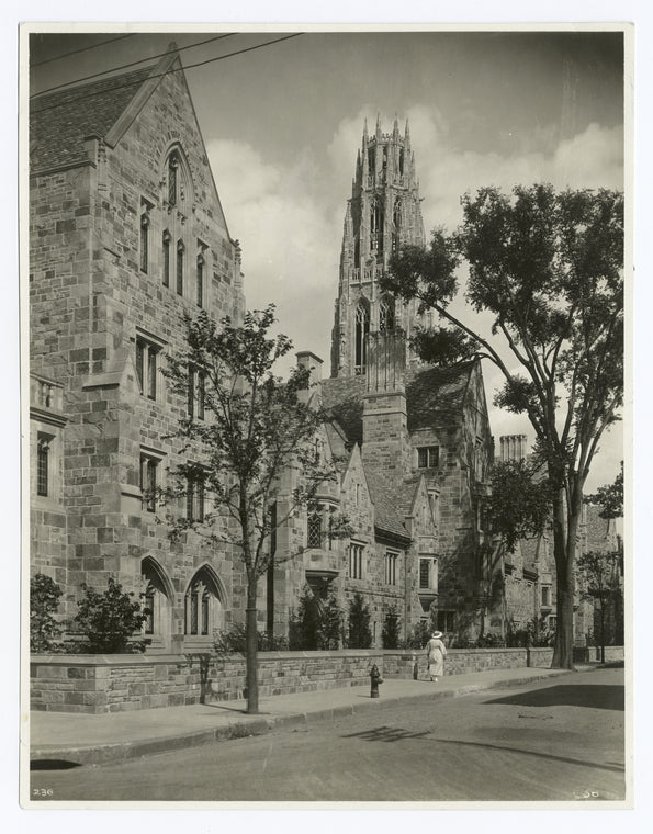 Harkness Memorial Tower, from York Street, Yale Univ., New Haven, Conn.