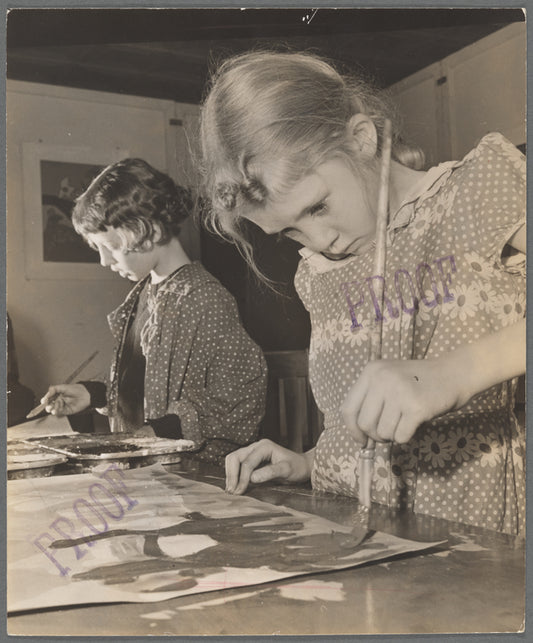Queens Community Art Center: students in painting class, 36-76 Roosevelt Avenue