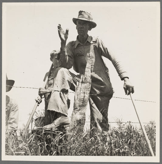 Day laborer near Oil City, Oklahoma. Carter County, Oklahoma