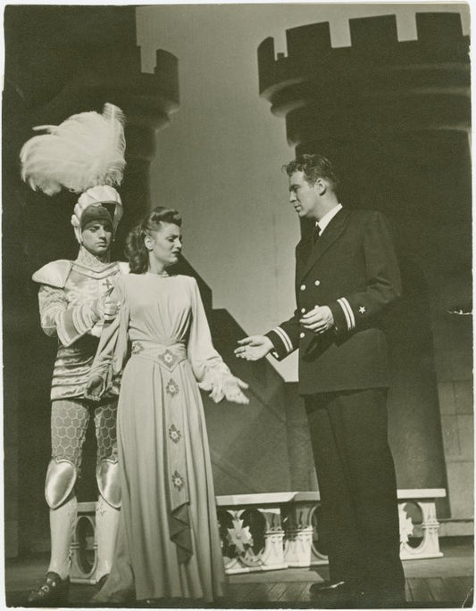 Chester Stratton (Sir Galahad), Julie Warren (The Demoiselle Alisande la Carteloise) and Dick Foran (Lt. Martin Barrett) in the 1943 revival of A Connecticut Yankee