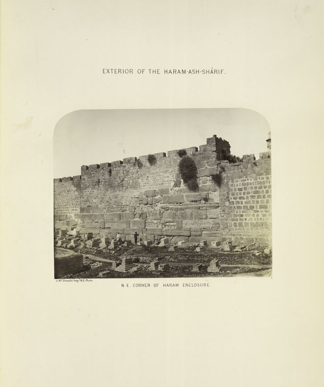 Exterior of the Haram-ash-Shárif : n.e. corner of Haram enclosure