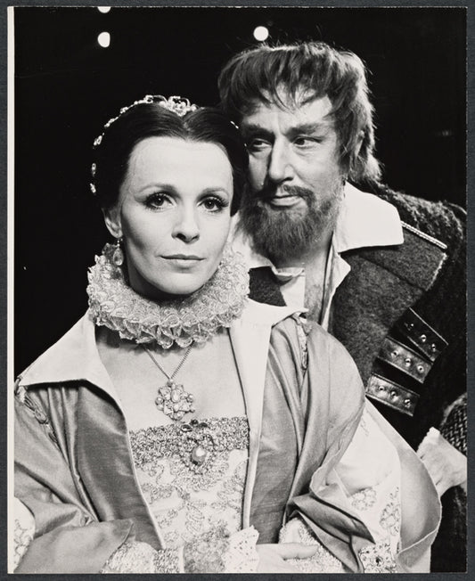 Claire Bloom and unidentified in the stage production Vivat! Vivat Regina!