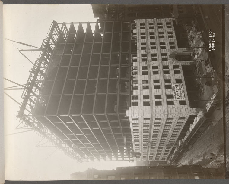 Leader Building