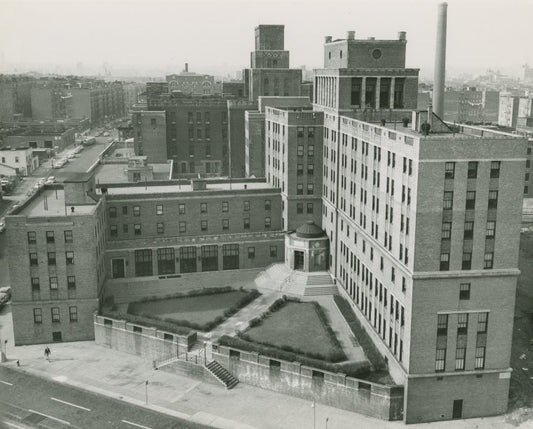 Exterior view of Lincoln Hospital.