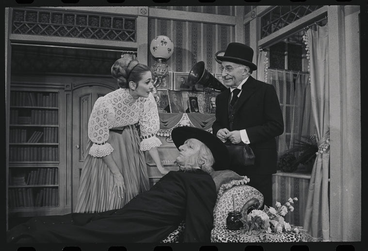 Inga Swenson, Fritz Weaver and Martin Wolfson in the stage production Baker Street