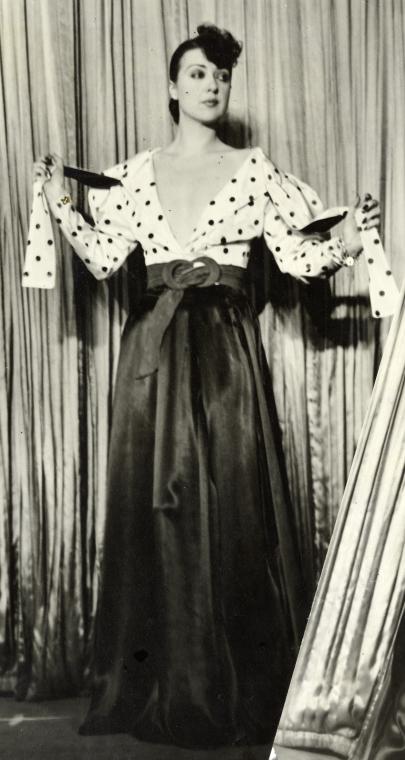 Gypsy Rose Lee demonstrating her act