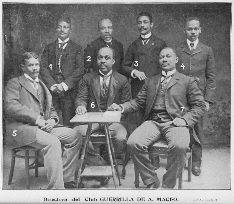 Directiva del Club Guerilla de A. Maceo. 1. Benito Magdariaga, Vocal, 2. Olallo Miranda, Vocal, 3. Antonio Gomero, vocal, 4. Jose Fernandez Mesa, vocal, 5. Damaso Cala, secretario, 6. Joaquin Gorosabe, Presidente, 7. Pedro Calderin, Tesorero