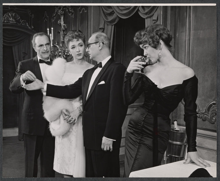 Sam Levene [left], Ellen Burstyn [right] and unidentified others in the stage production Fair Game